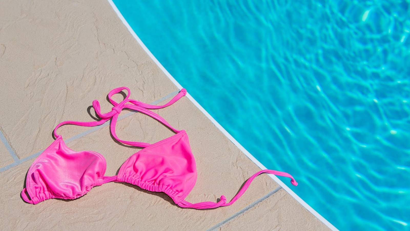 How to Tie a Bathing Suit Top Perfectly: A Step-By-Step Guide